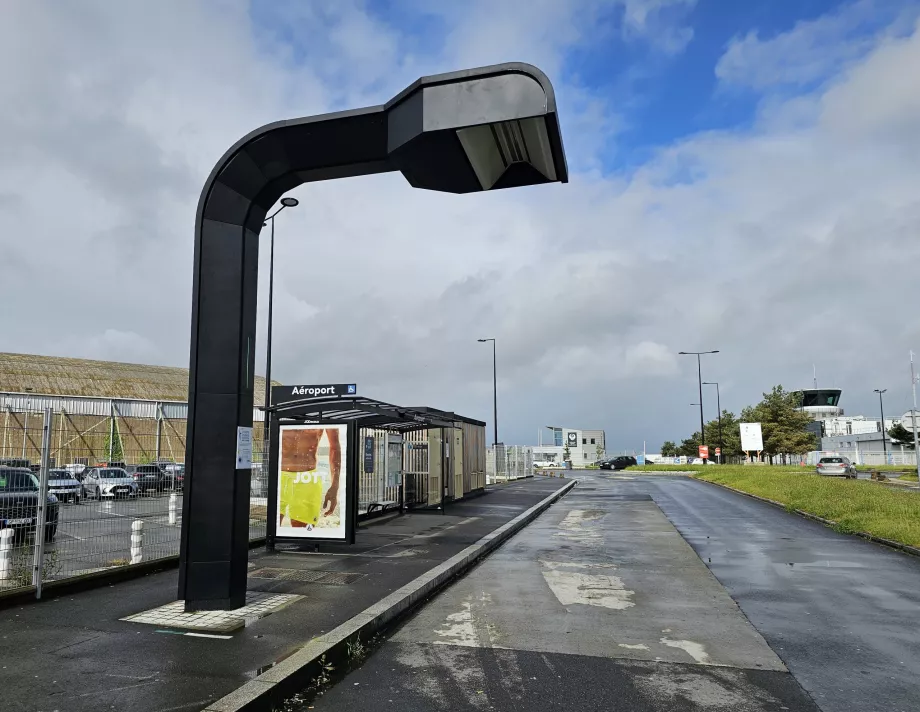 Autobusų stotelė oro uoste