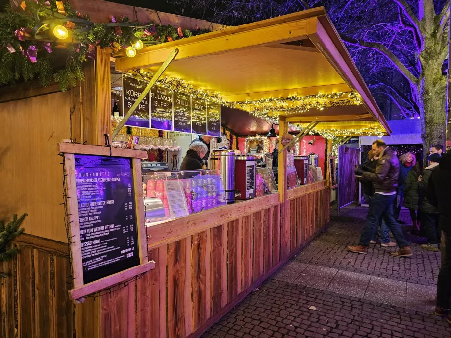 Weihnachtsmarkt Weiße-Lilie-Brunnen