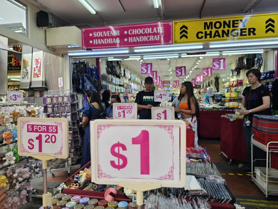 Kinų kvartalas, suvenyrų parduotuvės