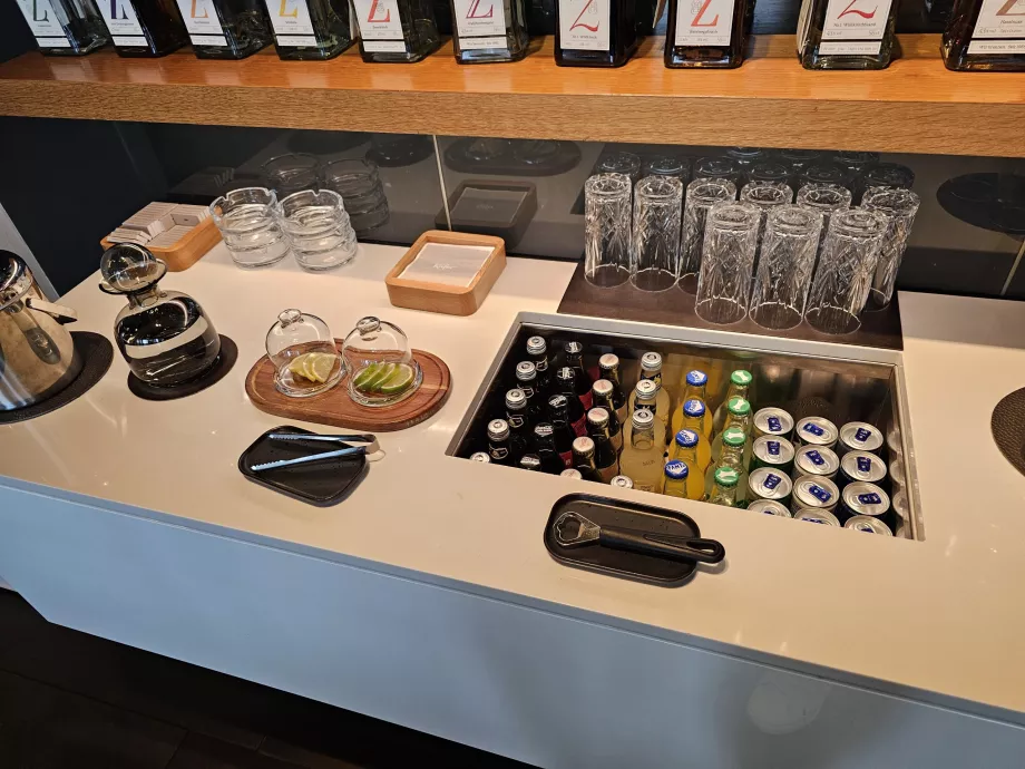 Gėrimai rūkomajame kambaryje