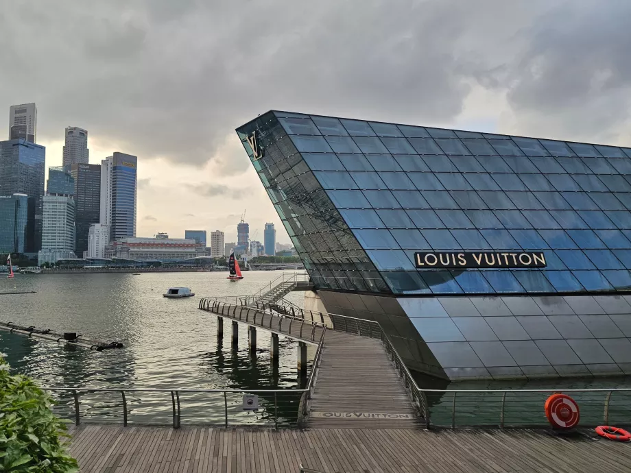 Louis Vuitton parduotuvė
