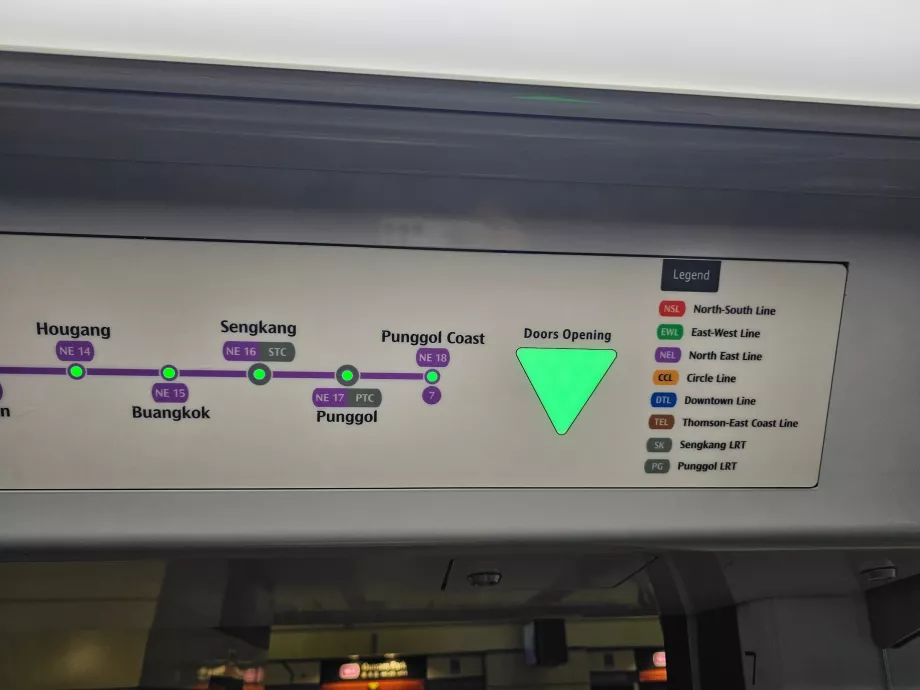 Informacija apie metro durų atidarymą