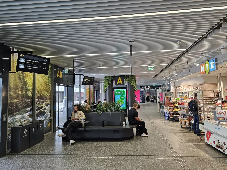 Oslo autobusų stoties laukimo salė