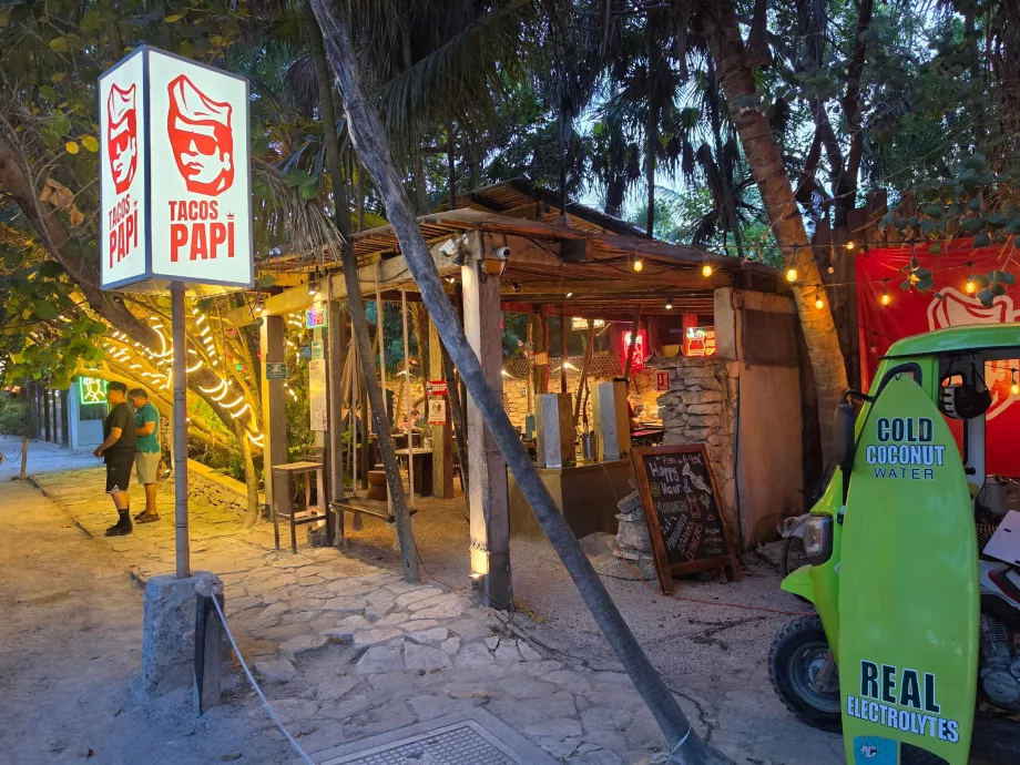 Tacos Tulumo pagrindinėje gatvėje