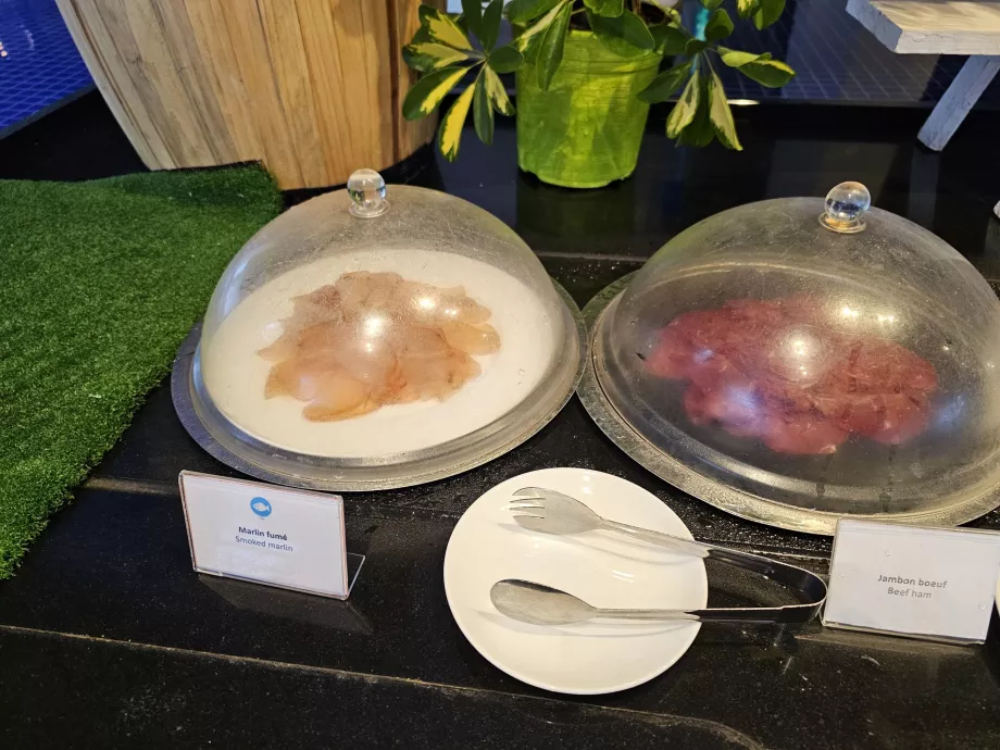 Rūkyta žuvis ir kumpis