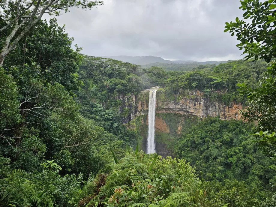Chamarel krioklys