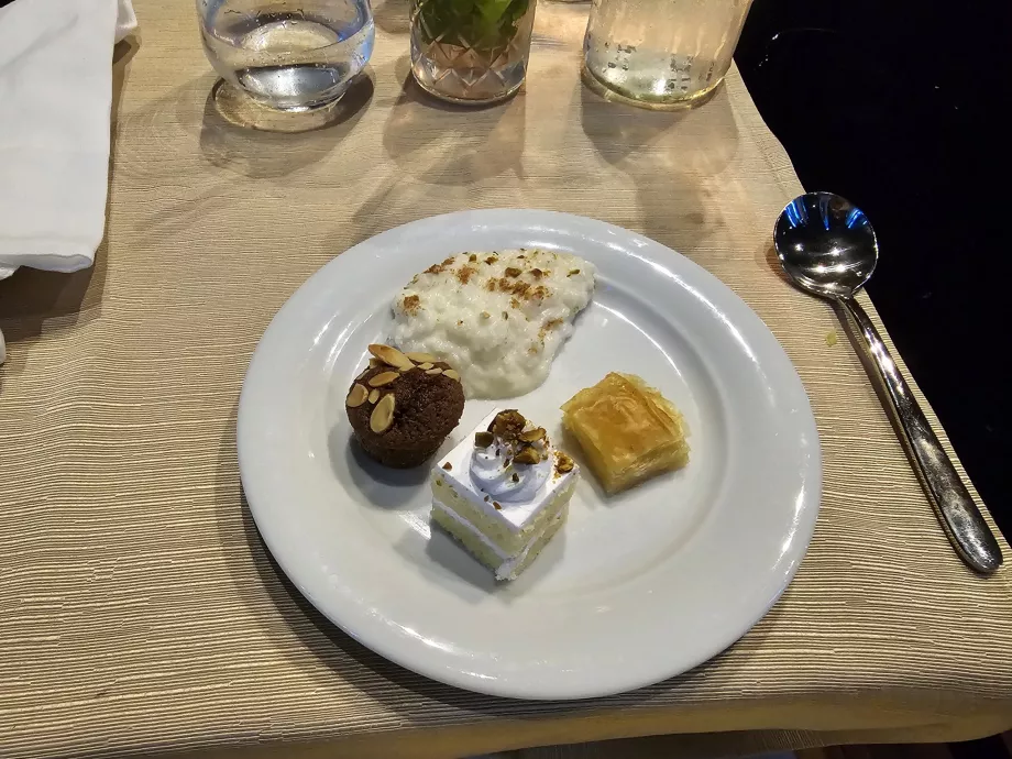 Desertas, vakarienė