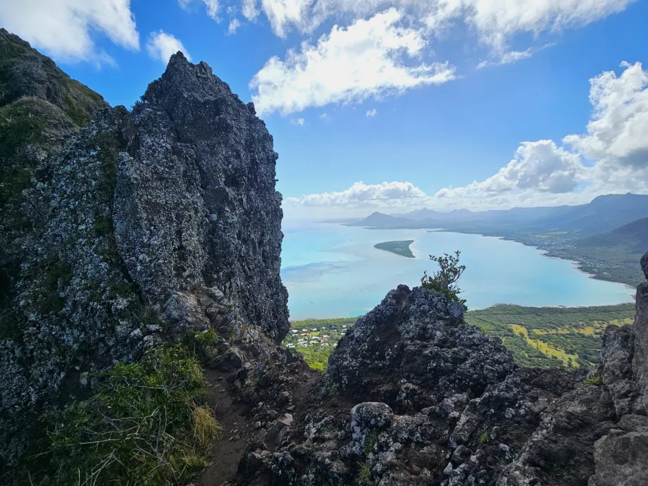 Vaizdas nuo Le Morne viršūnės