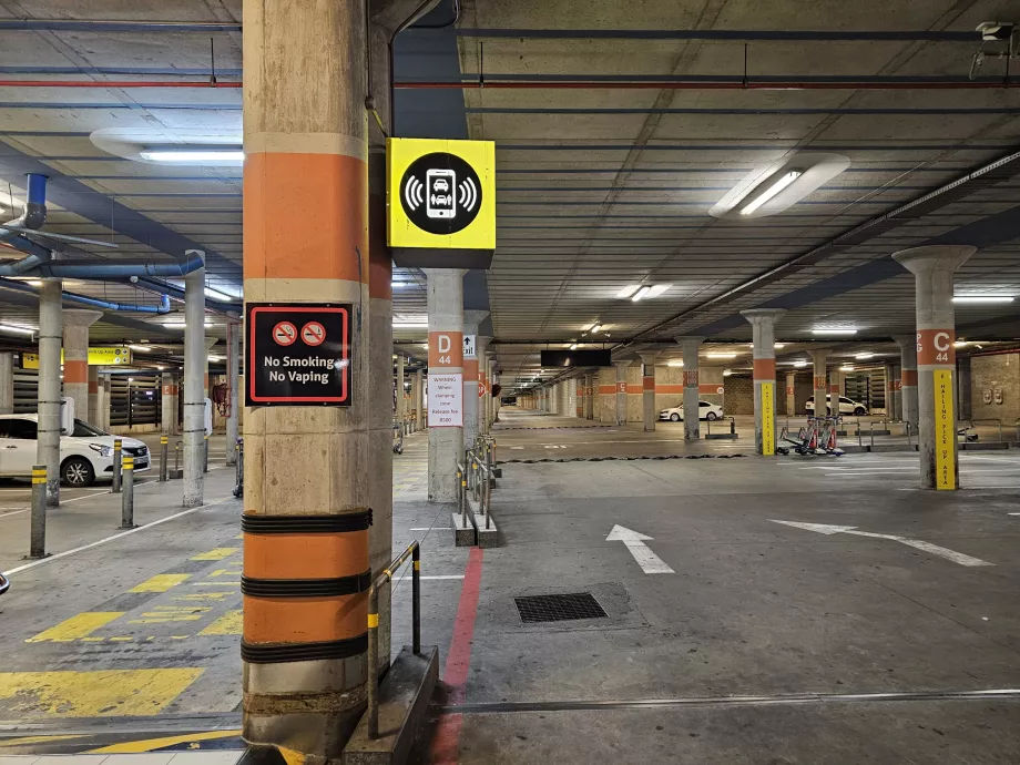 Automobilių stotys per mobiliąsias programėles