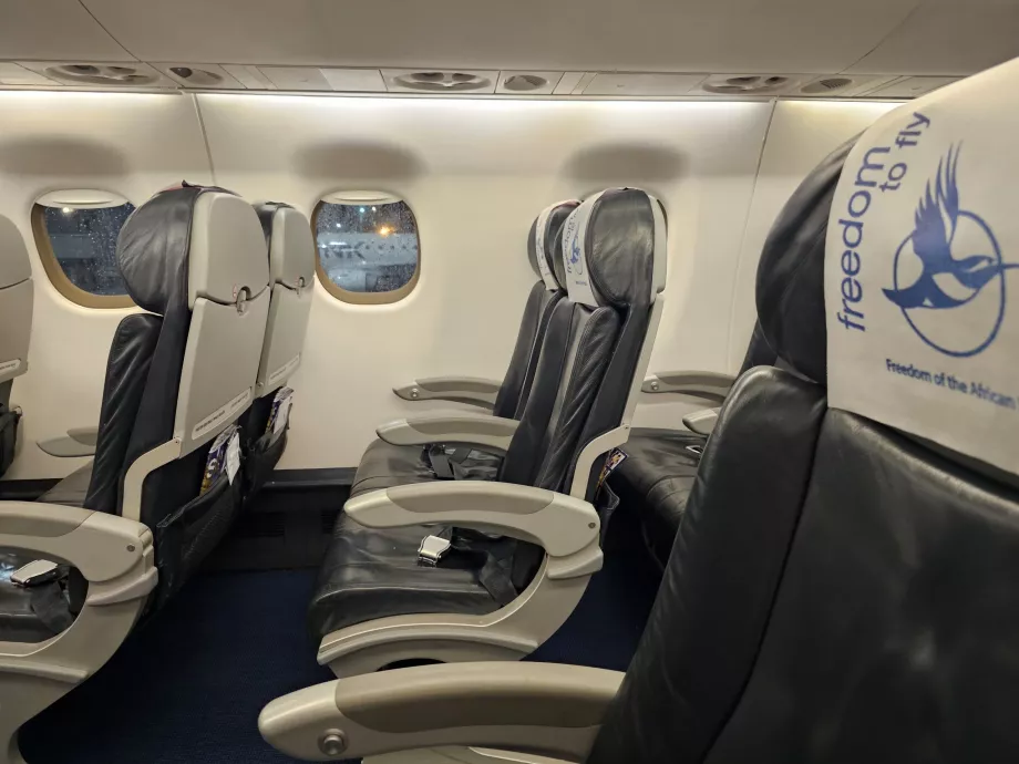 Sėdynės, Embraer 190