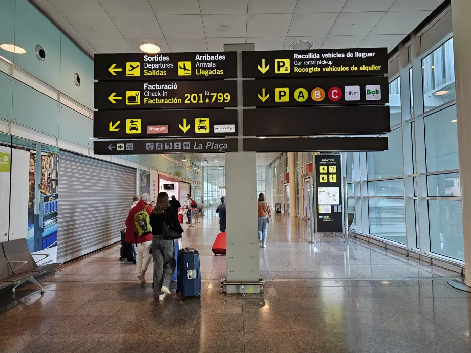 "Uber" ir "Bolt" krypties ženklai