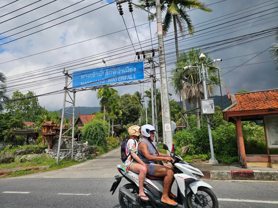 Na Muang krioklys 1, įėjimas