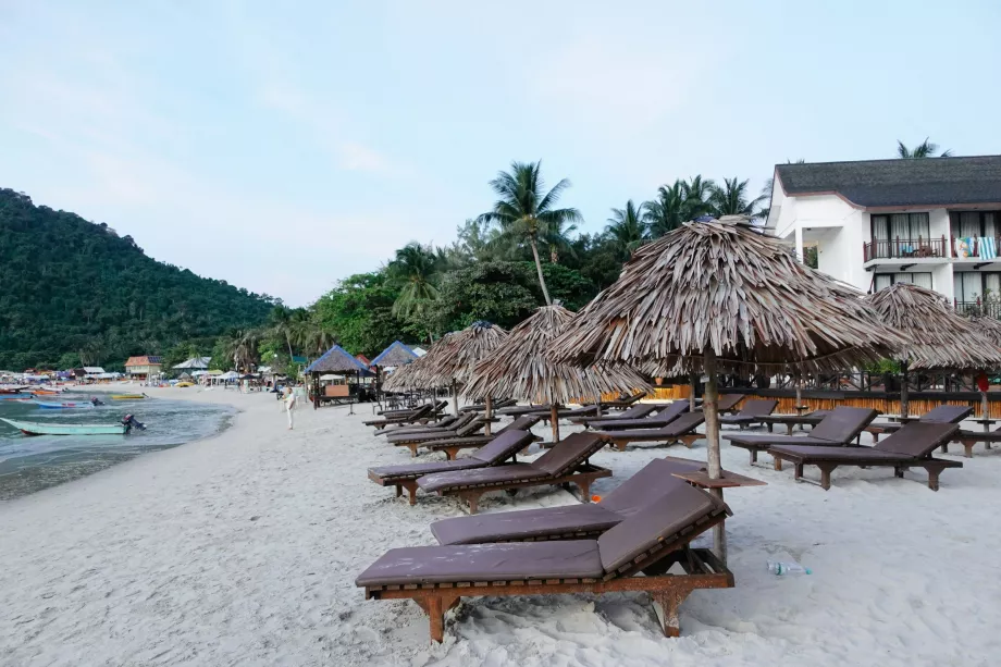 Long Beach, Perhentiany, Malaizija