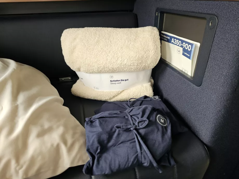 Antklodė ir pižama