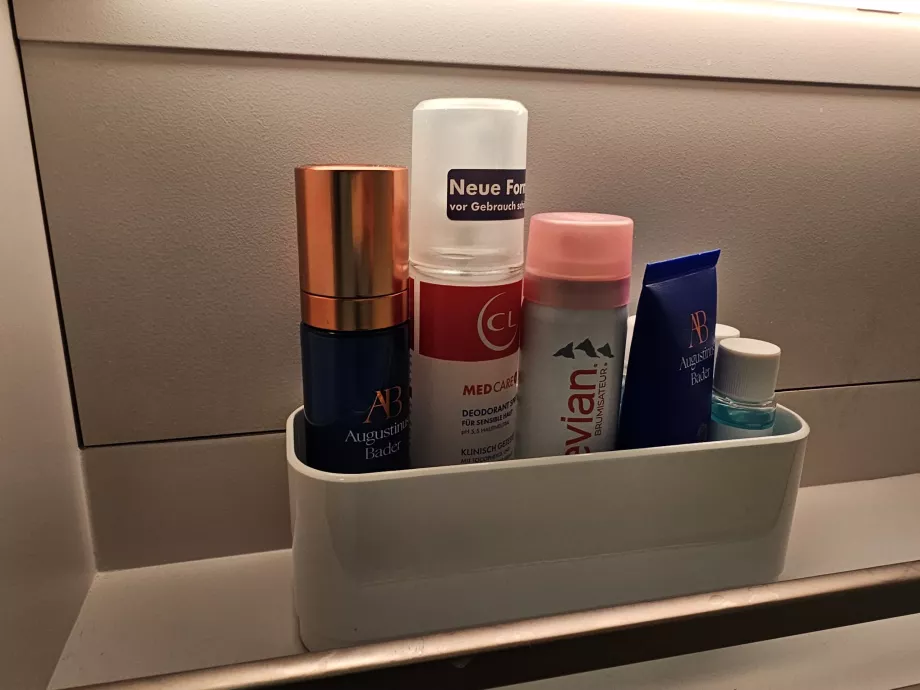 Pirmosios klasės keleivių tualetas