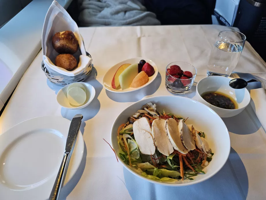 Vakarienė prieš nusileidimą