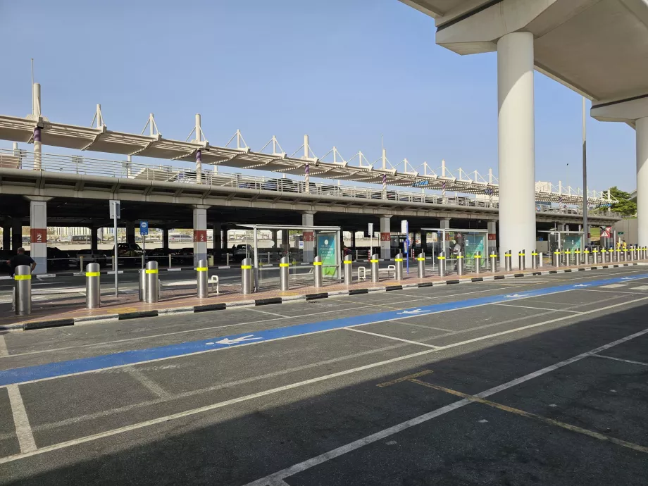 Viešojo transporto autobusų stotelės, 1 terminalas