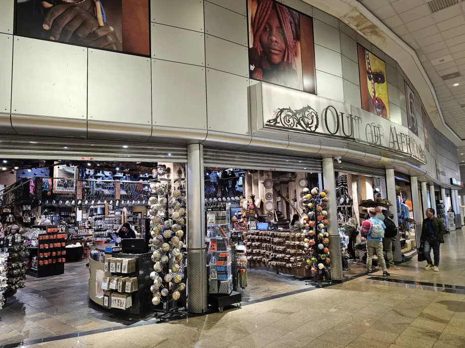 Suvenyrų parduotuvė tranzito zonoje