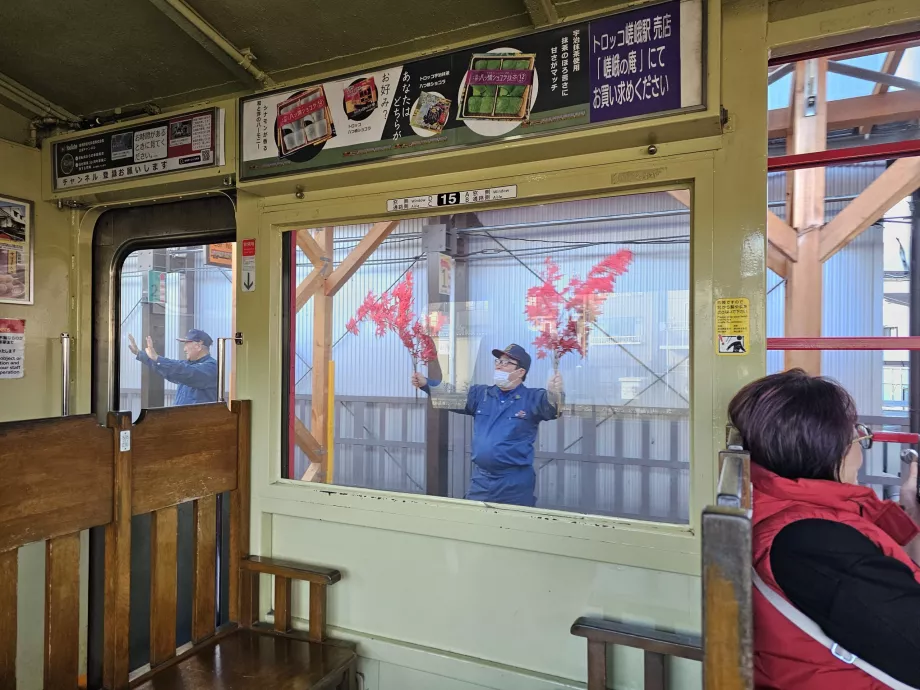 Atsisveikinimas su mūsų darbuotojais ir dispečeriais