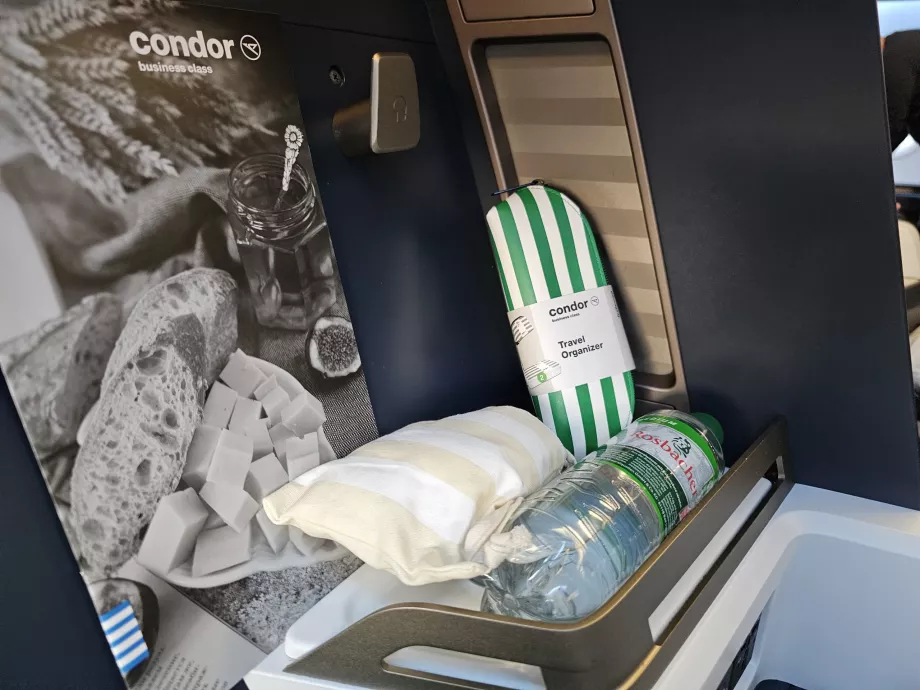 Patogumų rinkinys, meniu ir vanduo