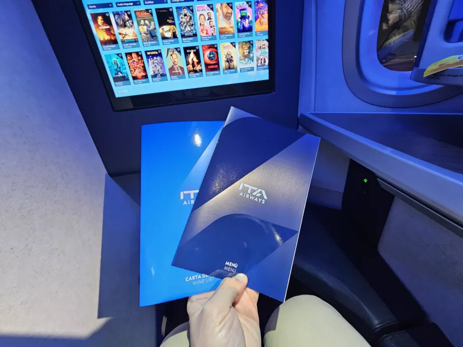 Meniu ir vyno sąrašas