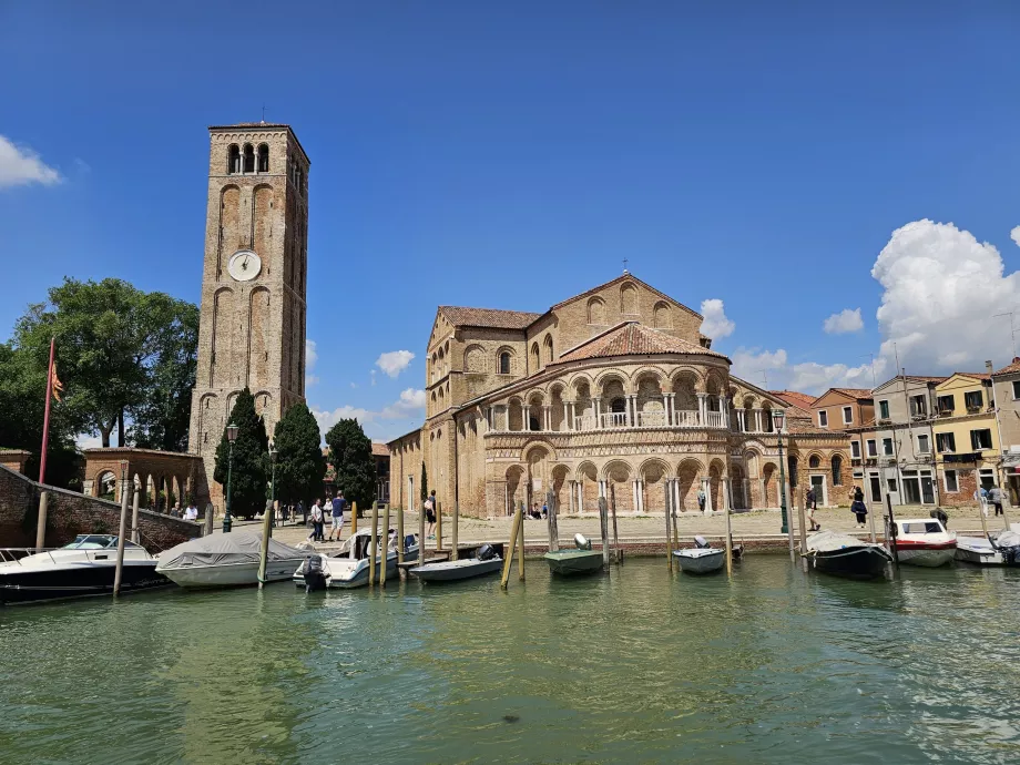 Santi Maria e Donato, Muranas