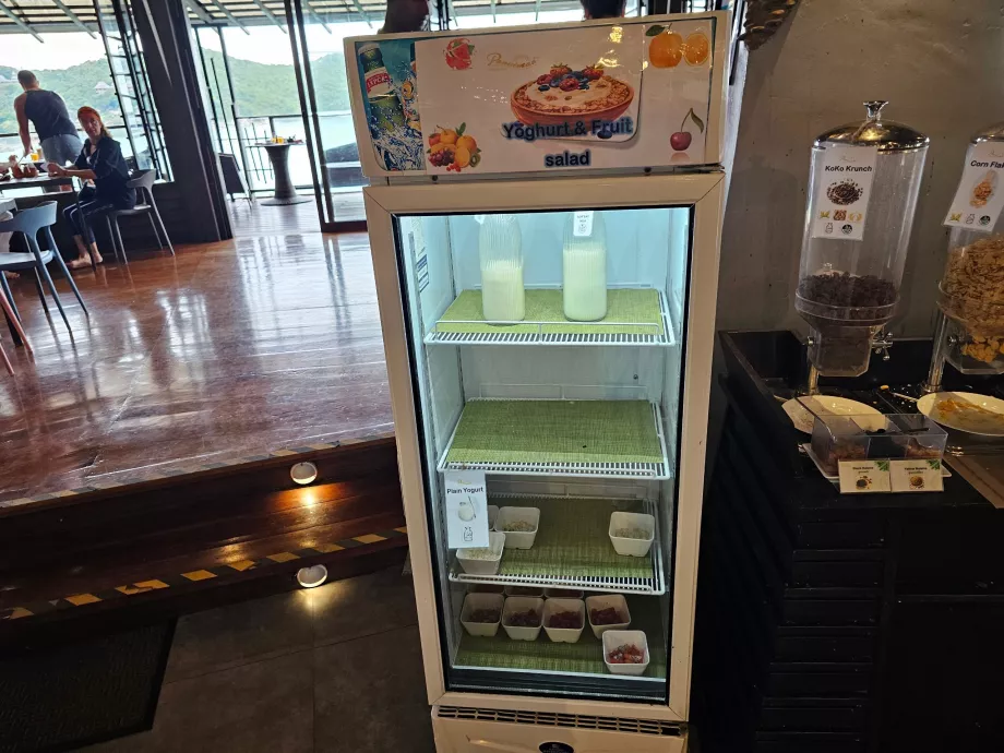 Pusryčiai: pienas ir košė