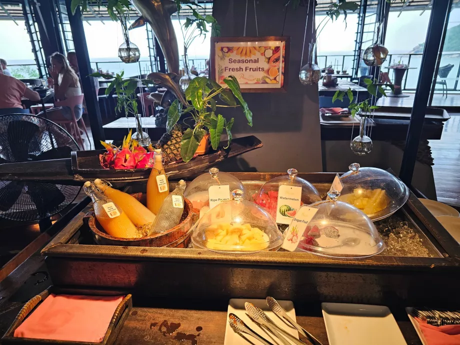 Pusryčiai: sultys ir šviežios