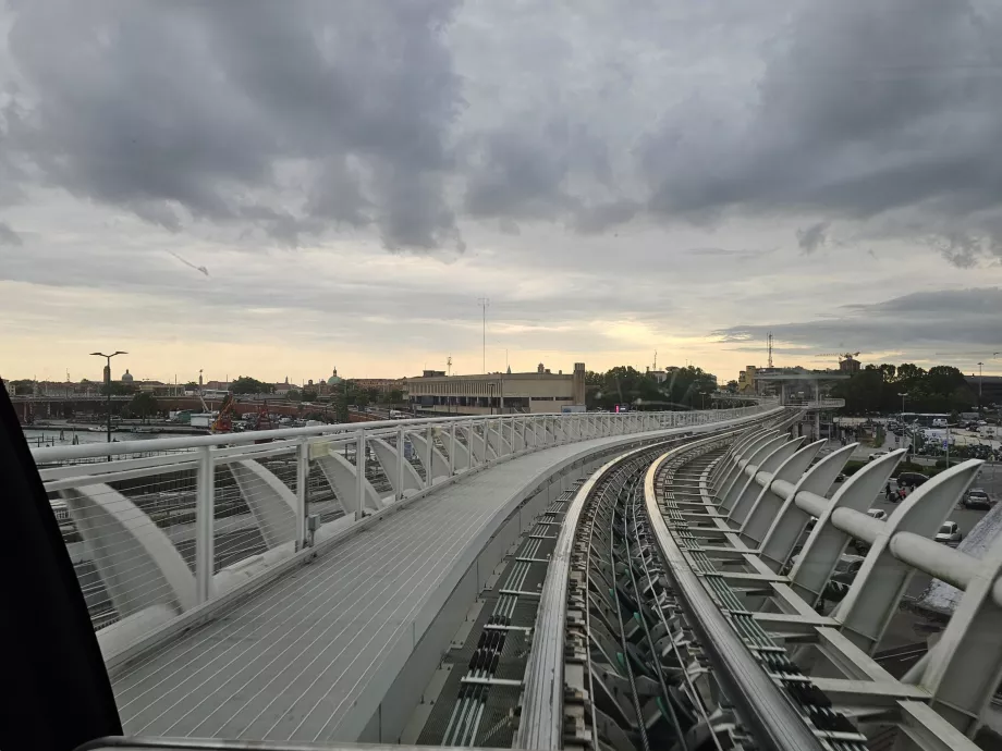 "People Mover