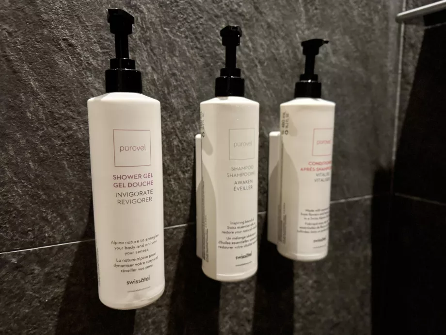 "Pürovel" dušo želė ir šampūnai