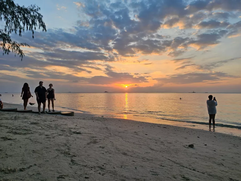 Saulėlydis Zen paplūdimyje