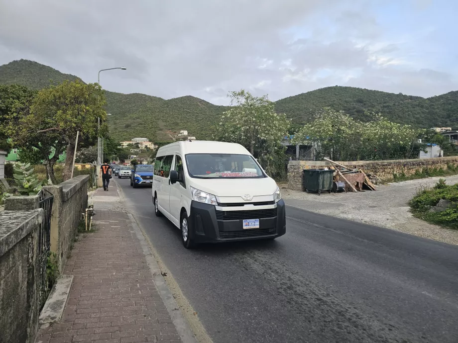 Mikroautobusai Šventojo Martyno saloje