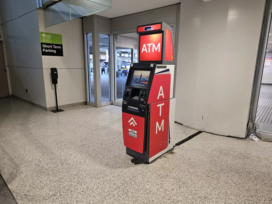 "Travelex" bankomatas