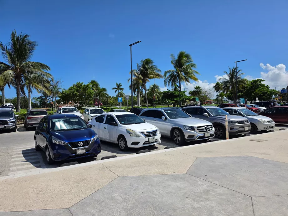 Nemokama automobilių stovėjimo aikštelė prie „Playa Langosta“
