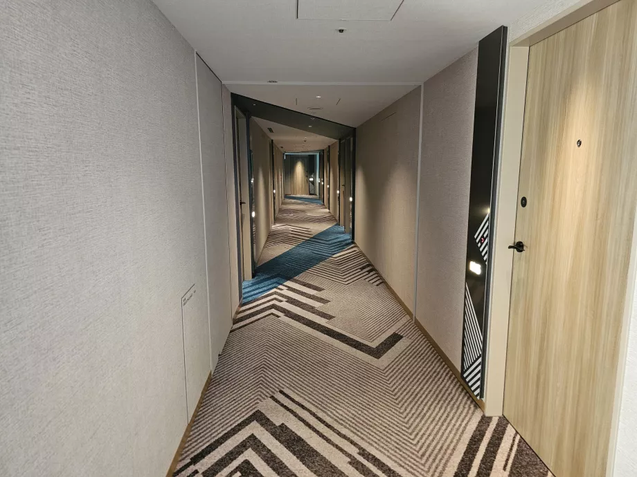 Koridorius su kambariais