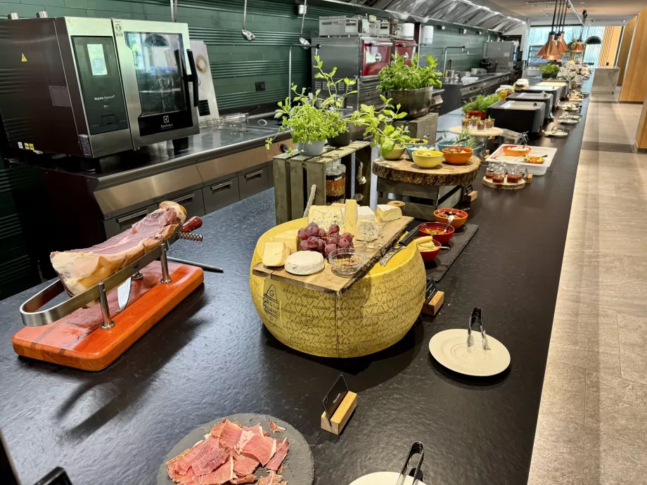 Pusryčių švediškas stalas