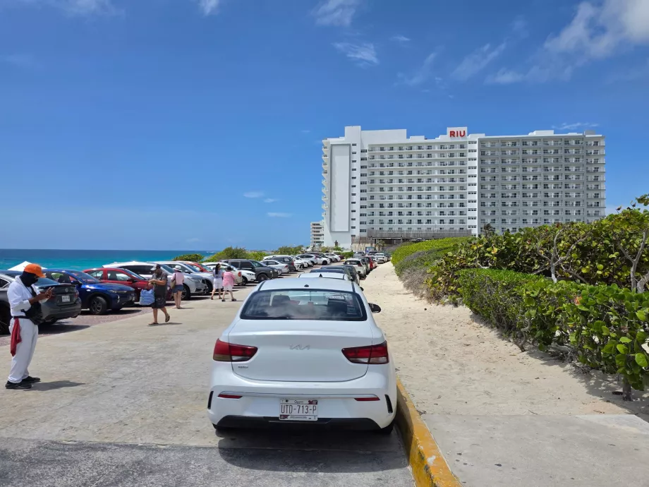 Parkavimas „Playa Delfines“
