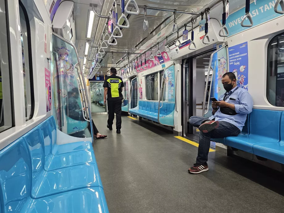 Metro interjeras