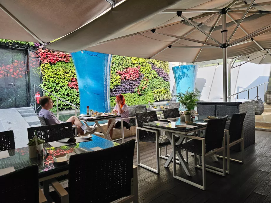 Pusryčiai restorane "Rise