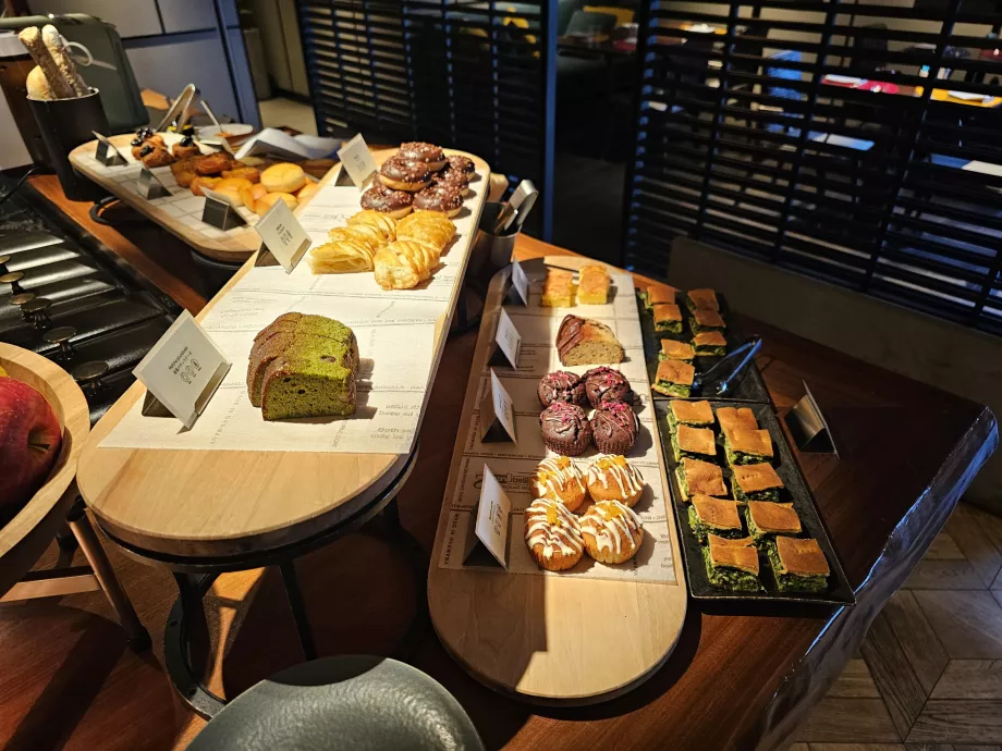 Pusryčiai - saldūs pyragaičiai