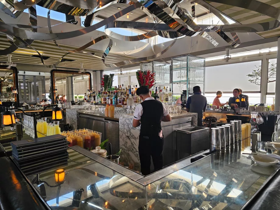 Pusryčiai "Spago" bare