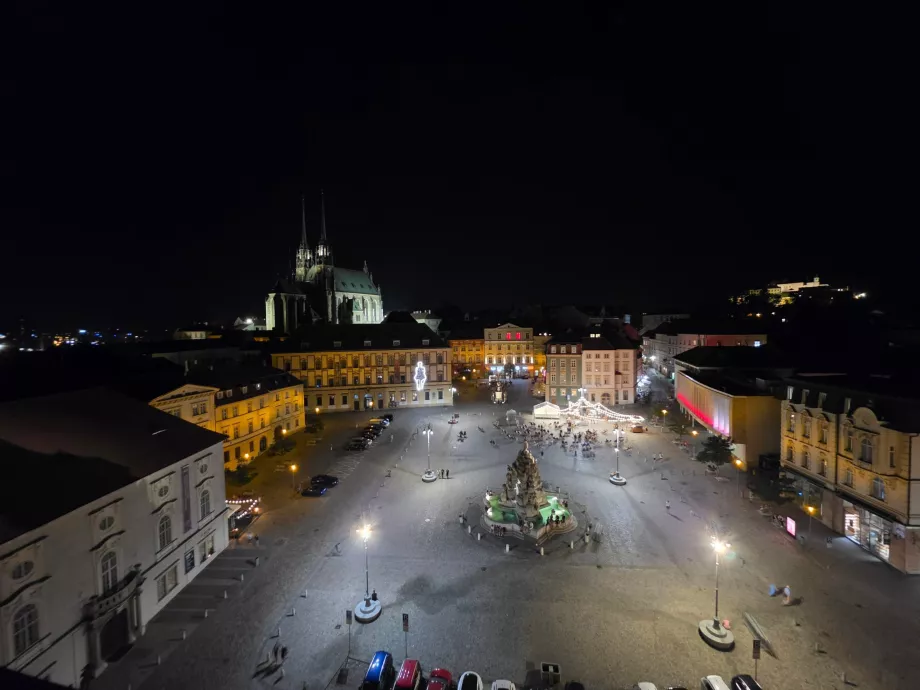 Naktinis vaizdas iš Zelný trh bokšto