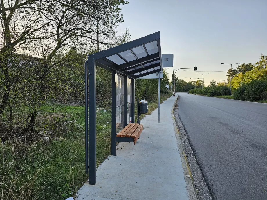 Autobusų stotelė centro link