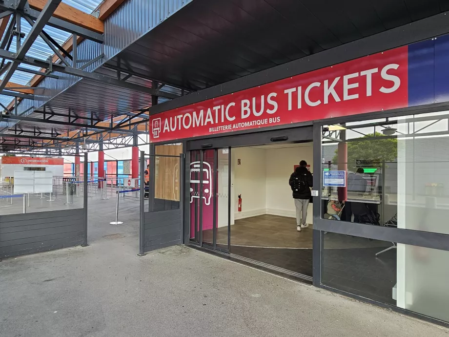 Autobusų į Paryžių bilietų automatai