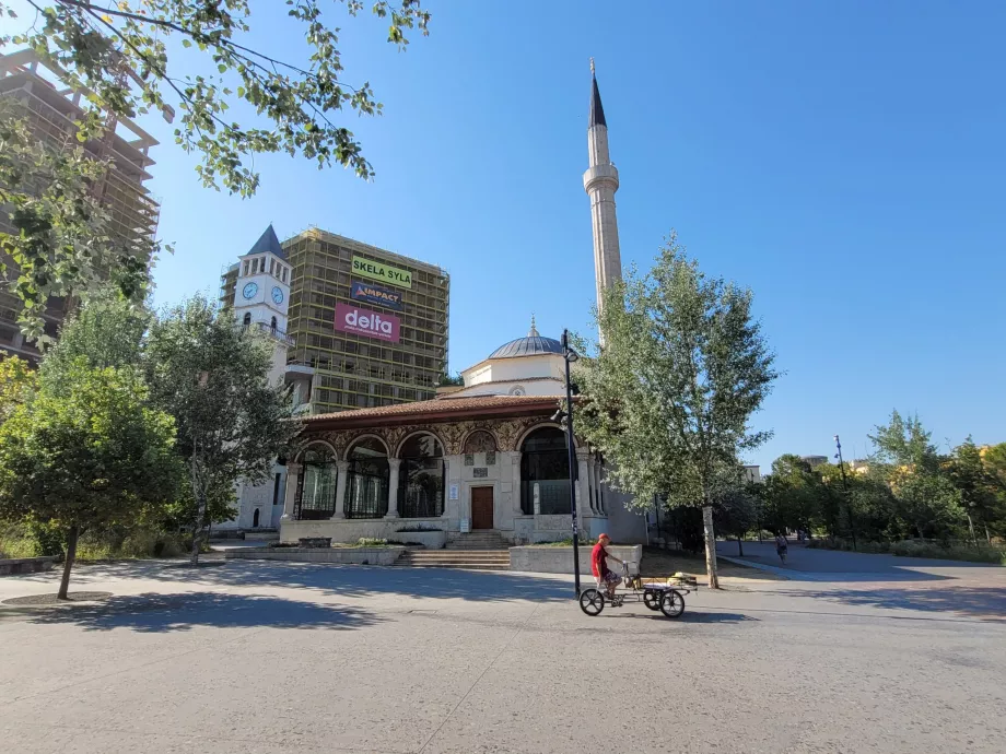 Edhem Bey mečetė
