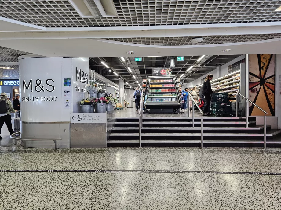 "Marks &amp; Spencer", viešoji erdvė