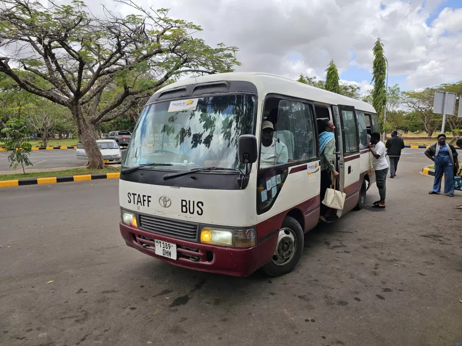 "Precision Air Shuttle" autobusas