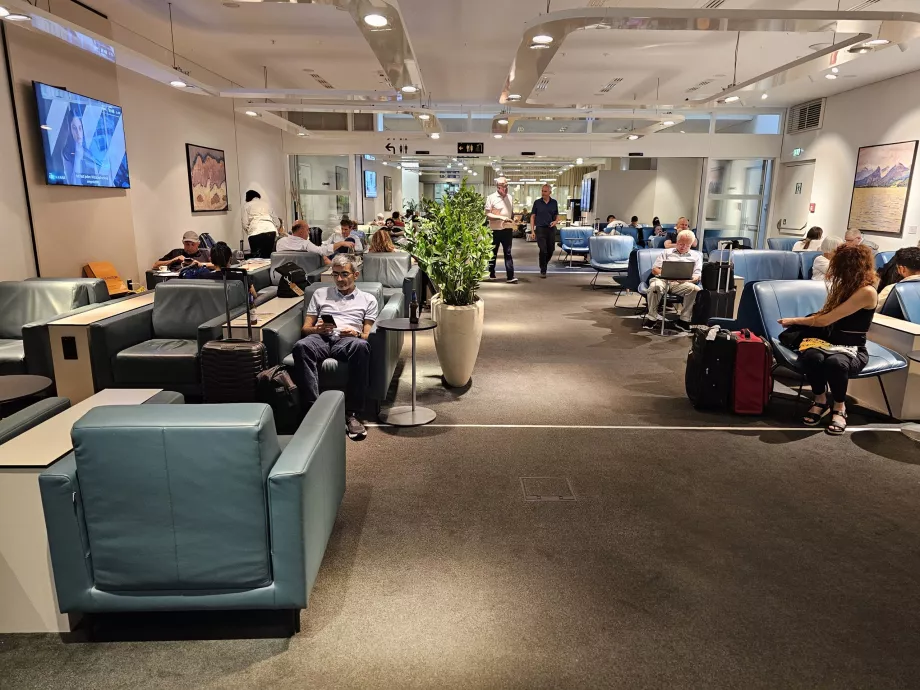 Bendra "SkyLounge" aplinka