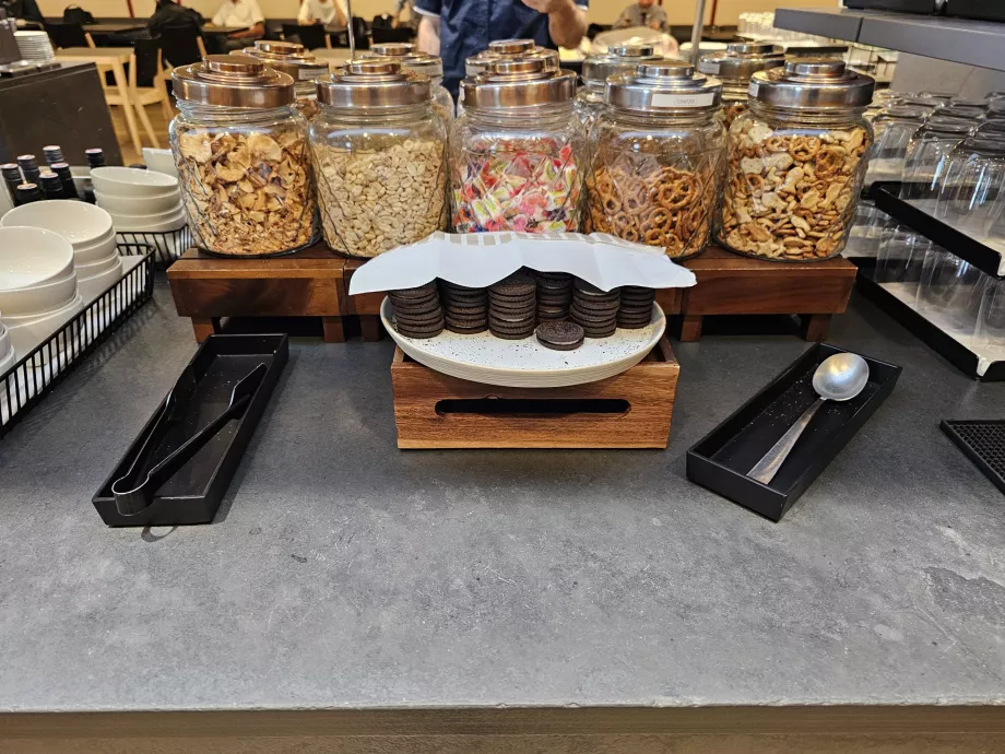 Sausainiai ir krekeriai