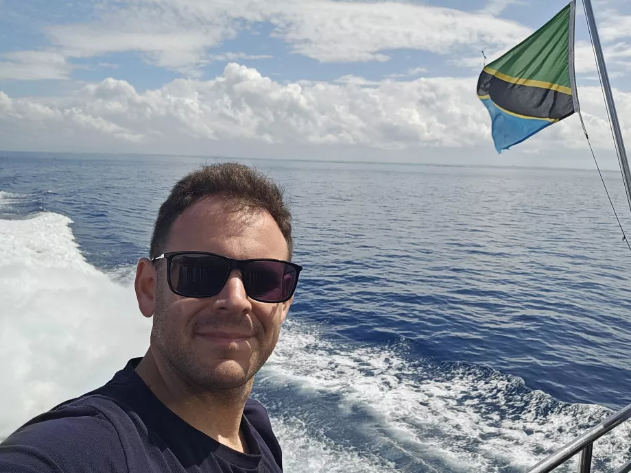 Aš kelte iš Zanzibaro į Dar es Salamą